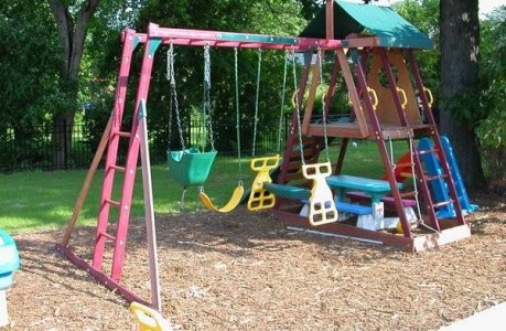 Home Decorations: Small Backyard Ideas for Kids