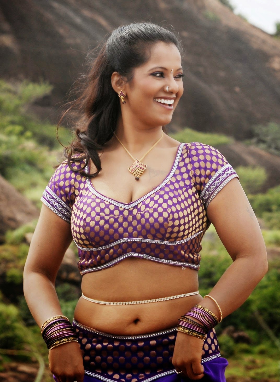 Indian heroines with most beautiful navel shapes hottest abdomen curves ran...
