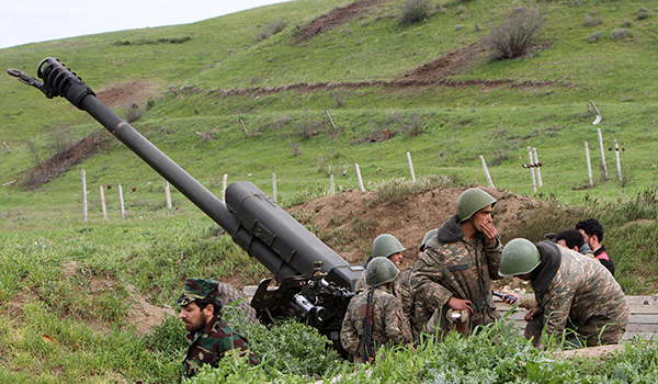 Soldado de Karabaj herido por disparo Azerbaiyán