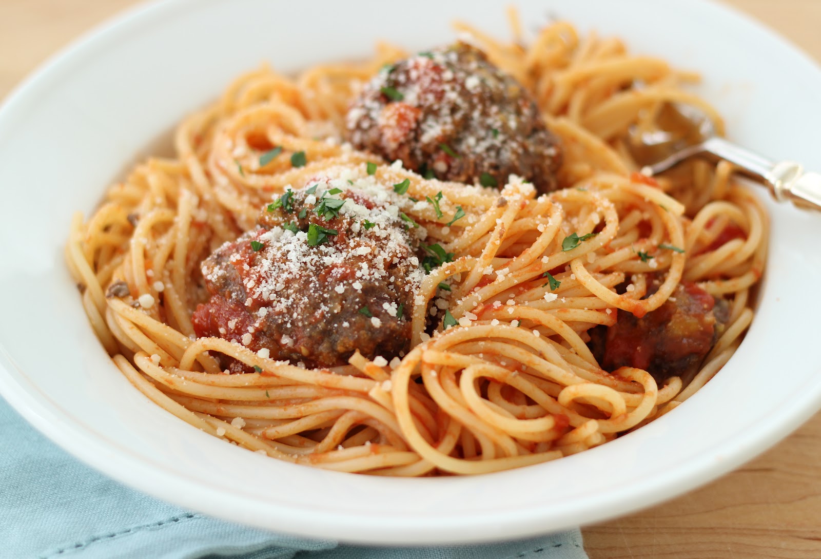 Jenny Steffens Hobick: The BEST Homemade Meatballs | Spaghetti & Meatballs