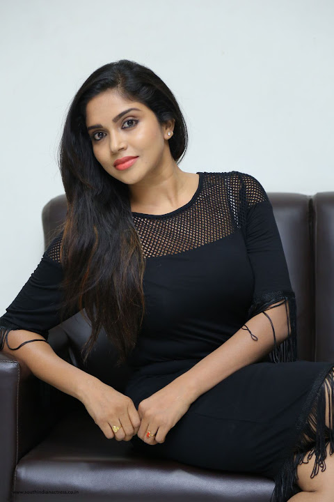 Karunya Chowdary Edo Prema Lokam Audio Launch