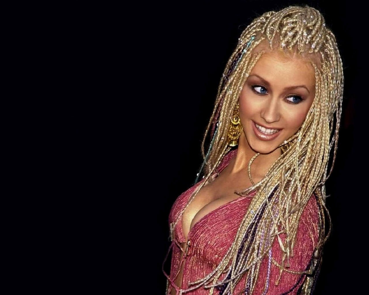Cristina Aguilera Blond Hair Is Grad Wallpapers Party Pics
