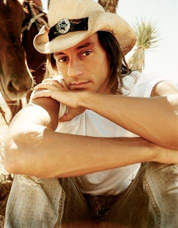 Bob Sinclar Foto de Bob Sinclar con sombrero