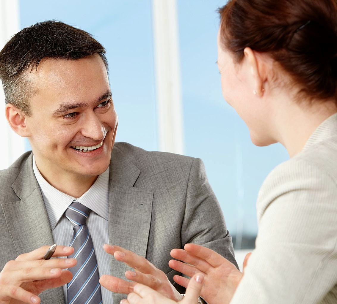 трудовой коллектив. расставьте по порядку от самого важного до менее важного умения. разговор двух людей. общение людей. умение выслушать человека.