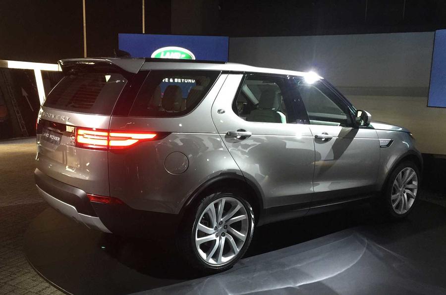 đuôi xe discovery