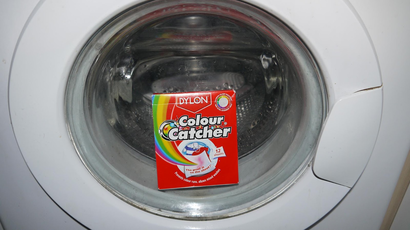 Inside the Wendy House Mixed Load Laundry with Colour Catcher