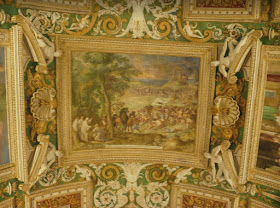 affreschi e decori sulle volte delle gallerie ai musei vaticani