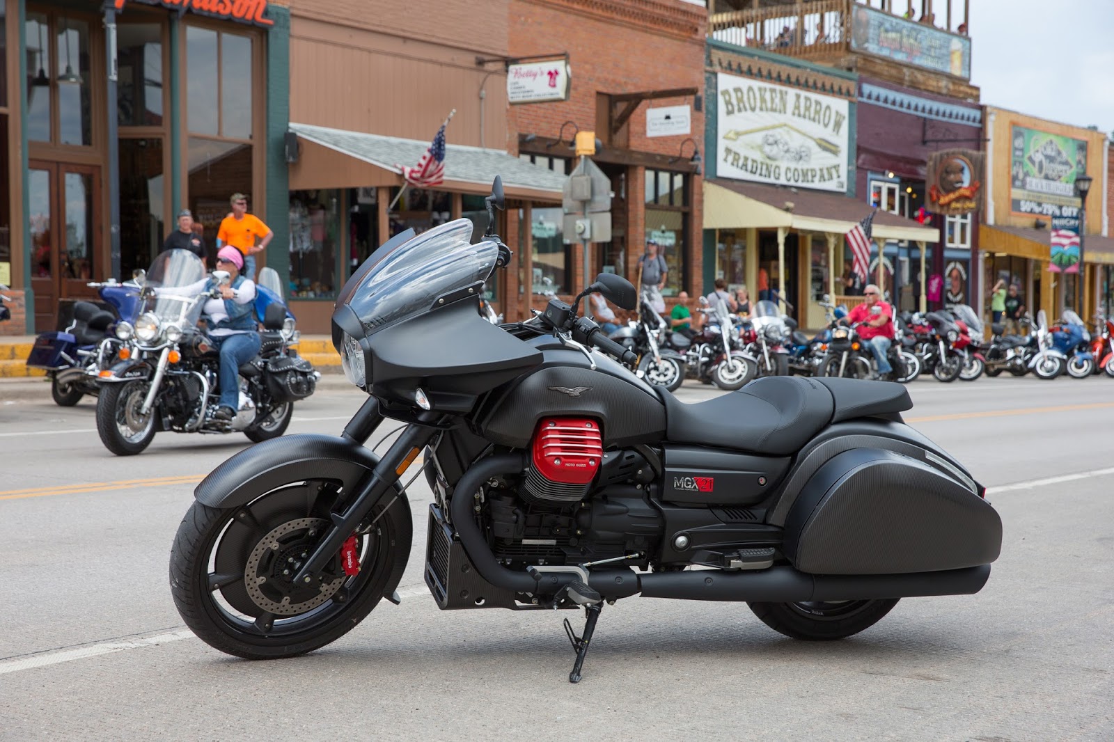 Moto Guzzi MGX 21 Flying Fortress