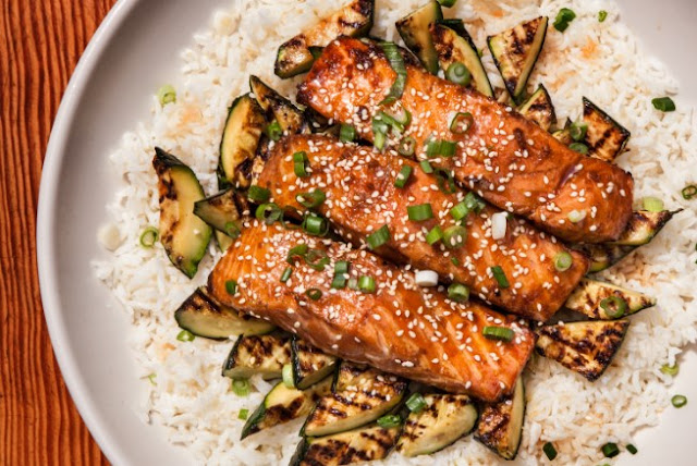 30 Minutes Salmon Teriyaki Bowl #salmon #dinner