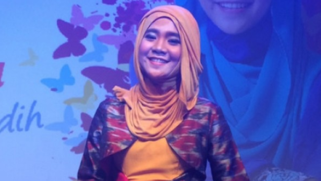 Kumpulan lagu Tiffany Kenanga terbaru DOWNLOAD MP3 Lengkap | Zonamusik