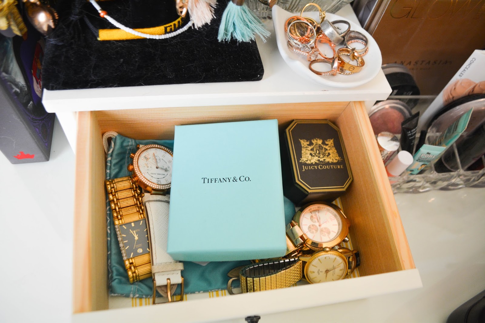 Inside My Vanity Inside My Vanity