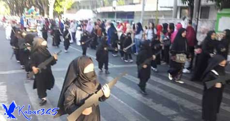 Ketua DPR: Pawai Anak 'Bersenjata' Tak Mendidik dan Tak Pantas Ketua DPR: Pawai Anak 'Bersenjata' Tak Mendidik dan Tak Pantas