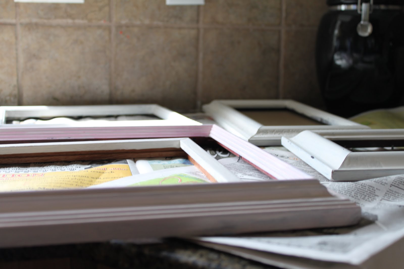 do it yourself divas DIY Painting Picture Frames