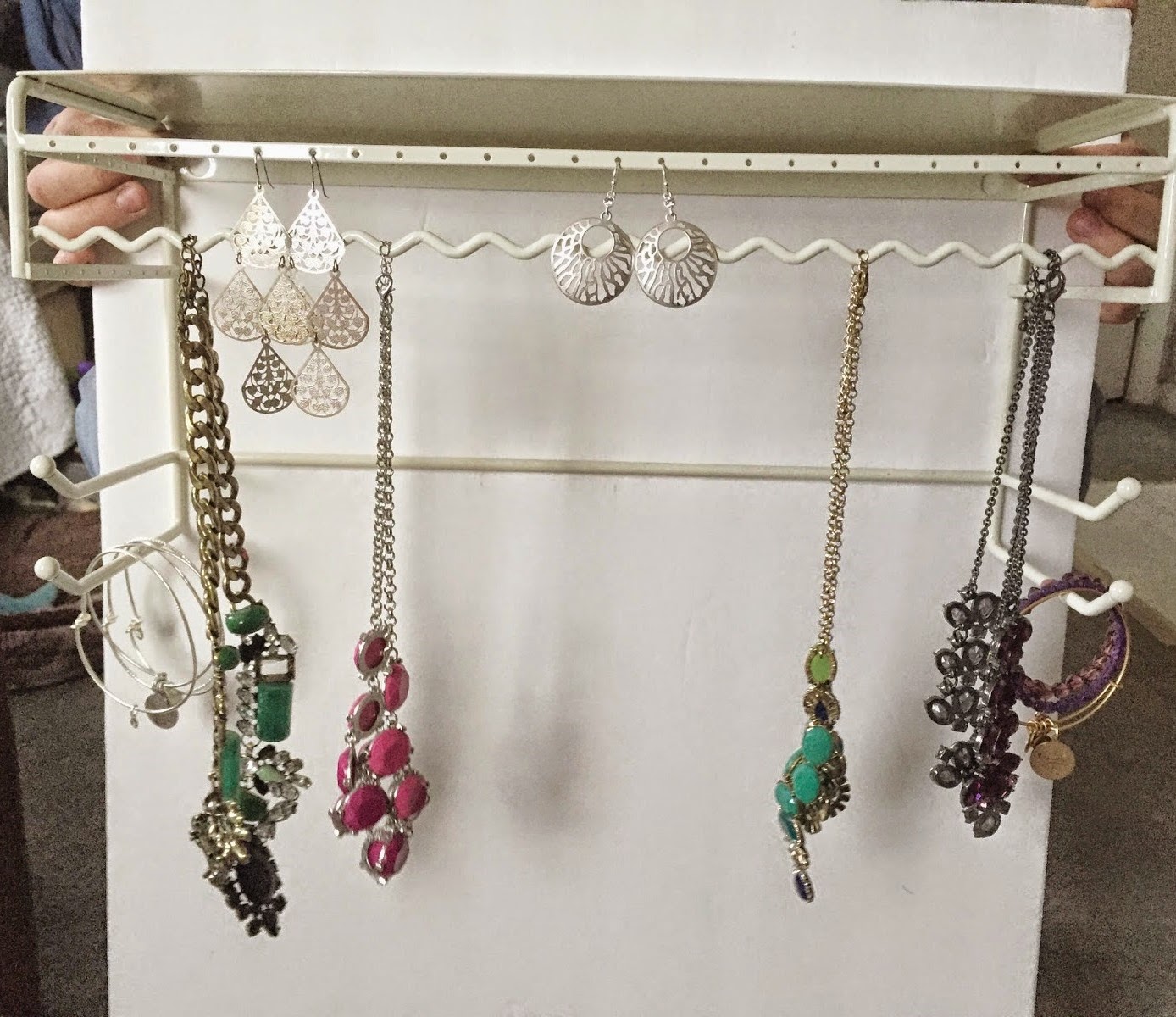 Ask Away Blog How To Organize Your Jewelry + A Giveaway