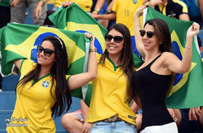 صور مشجعات كأس العالم