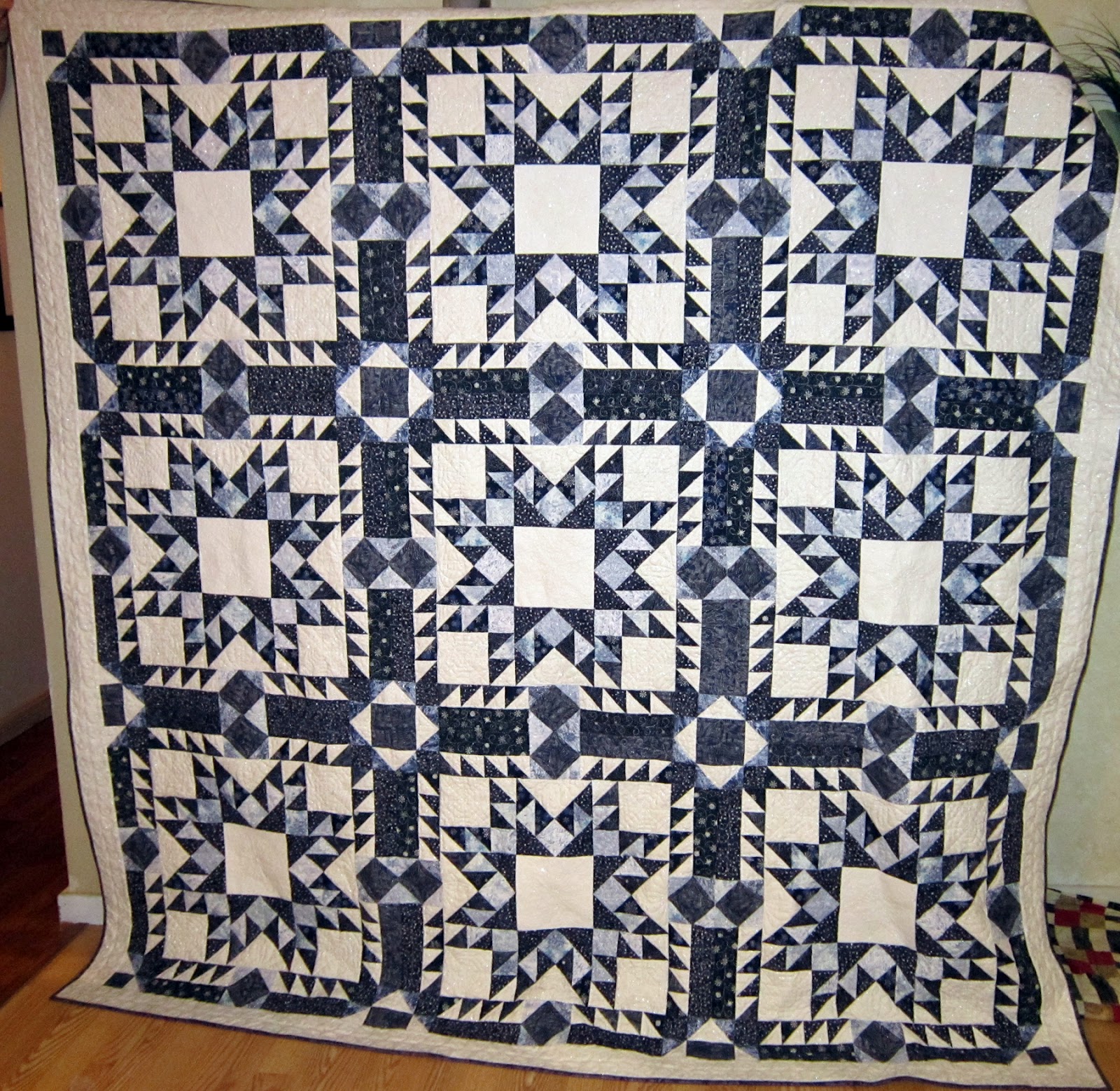 blizzard-in-blue-or-finally-the-blue-and-white-quilt-is-done