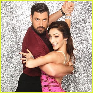 Field Of Gold Golden Moments Meryl Davis And Maksim Chmerkovskiy And Charlie White And Sharna Burgess