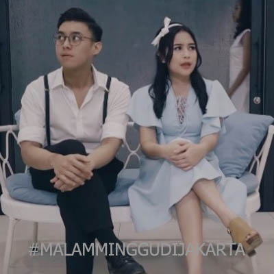 Lirik Lagu Prilly & Ardhito - Malam Minggu di Jakarta - Apih Lyrics