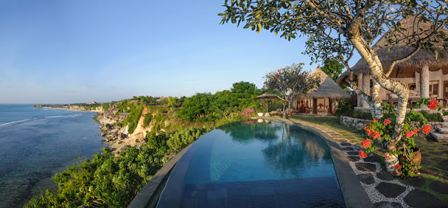 Beaches in Bali; Alila Villas Uluwatu Located on a cliff overstep plateau on the Bukit Peninsula Beaches in Bali; Alila Villas Uluwatu