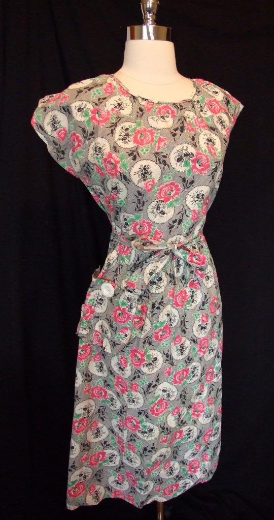 Sewingswing: Someone please buy this dress...