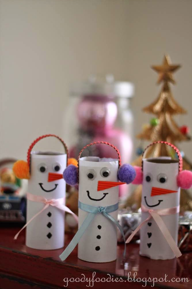 GoodyFoodies: Easy Christmas Crafts for Kids: How to Make a Snowman ...