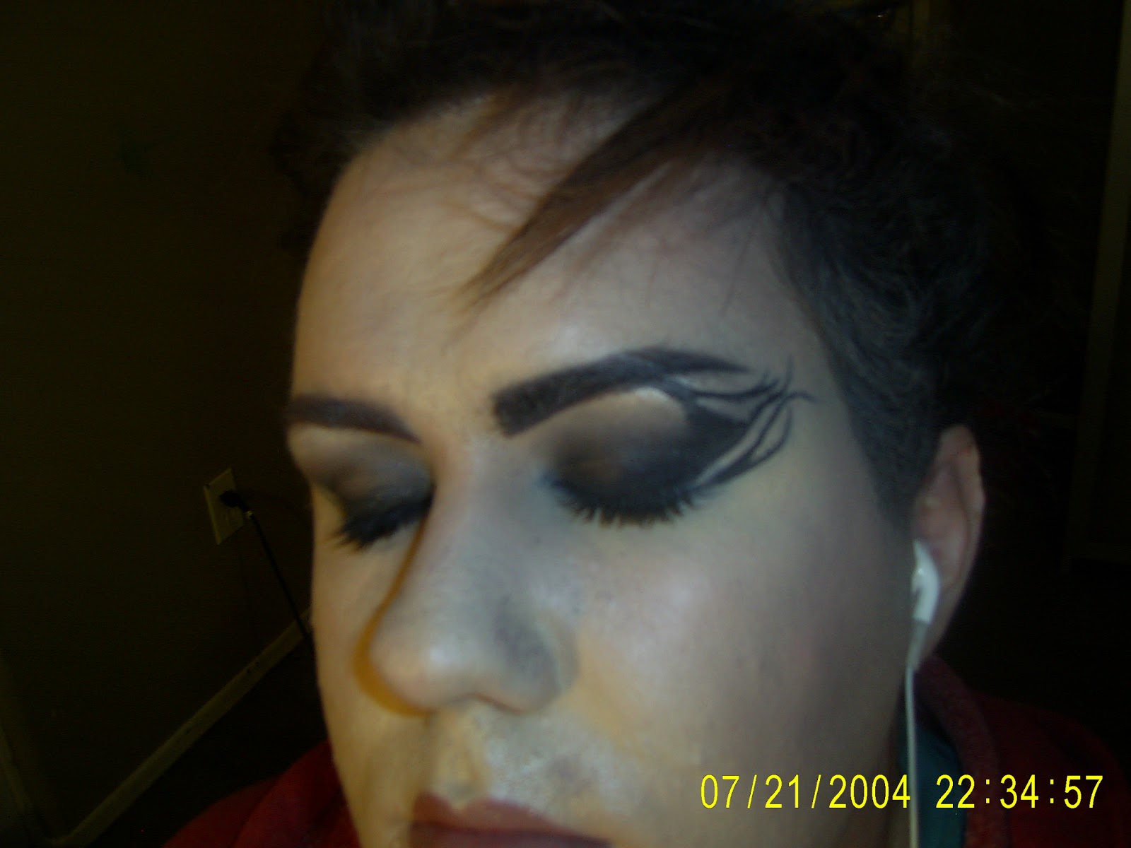 Smackma's makeup looks: February 2013