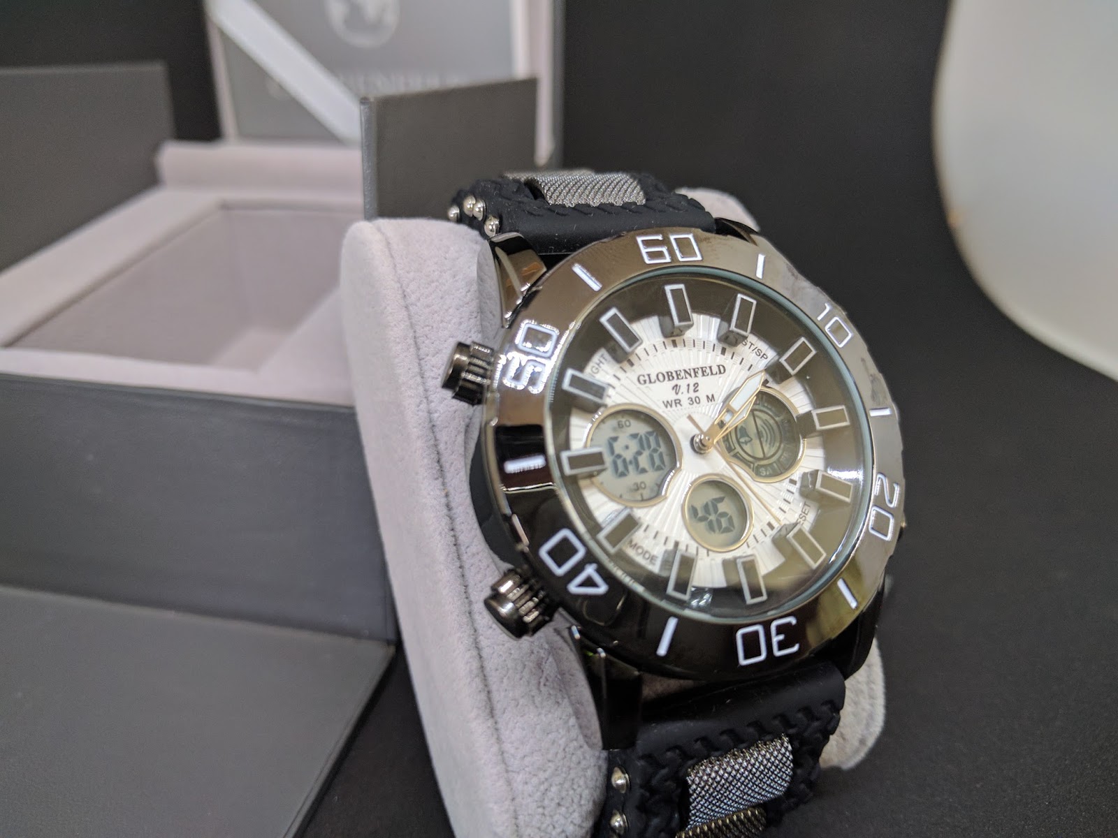 globenfeld v12 price