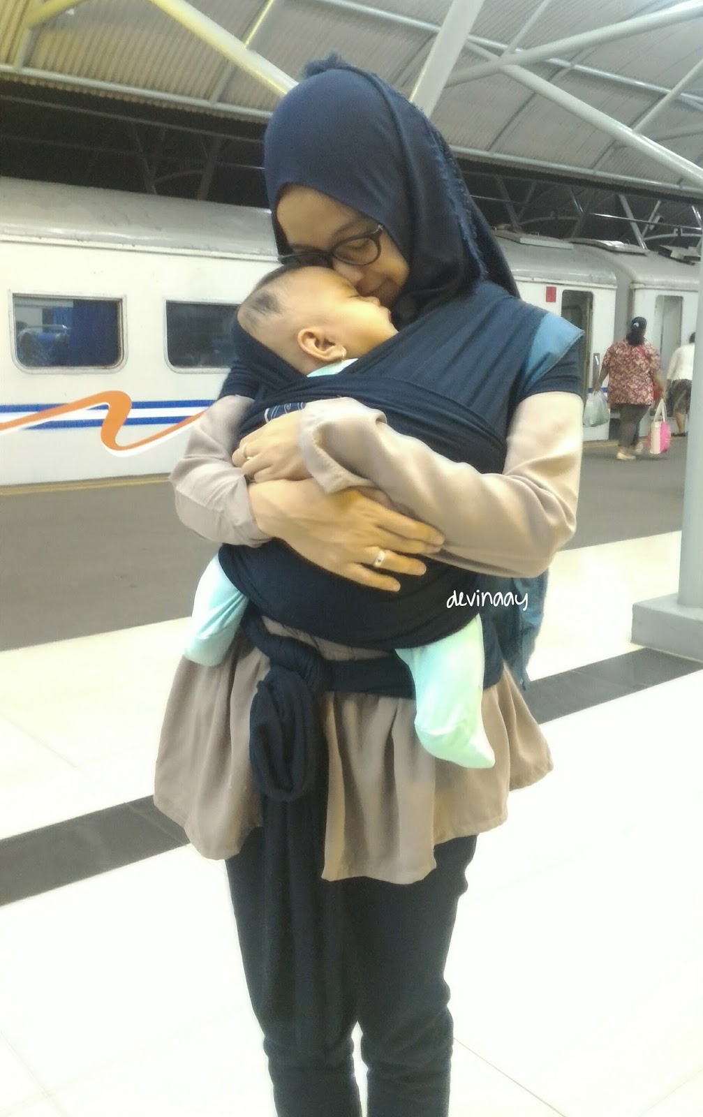 gendongan hanaroo newborn
