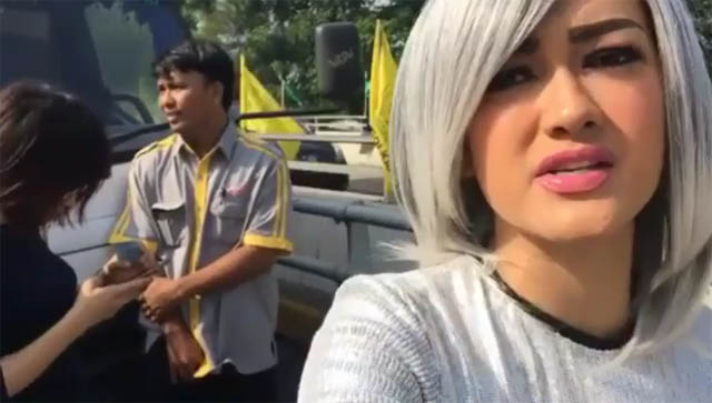 julia perez kecelakaan