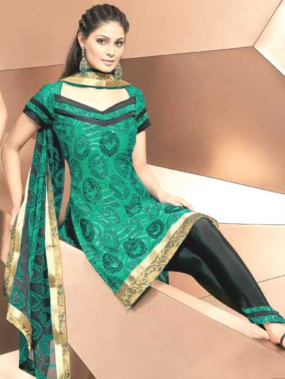 Ladies Fashion Fun: Embroidery Bridal Shalwar Kameez Brands in This Eid