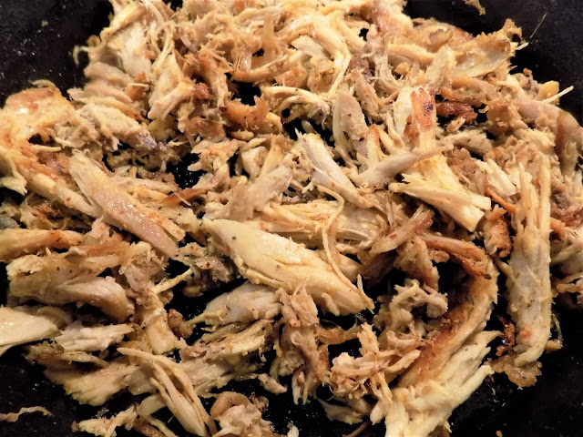 A picture of shredded roasted chicken