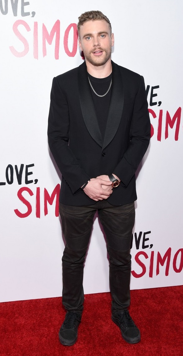 VJBrendan.com: Matt Bomer, Darren Criss and Gus Kenworthy at the &lsquo;Love