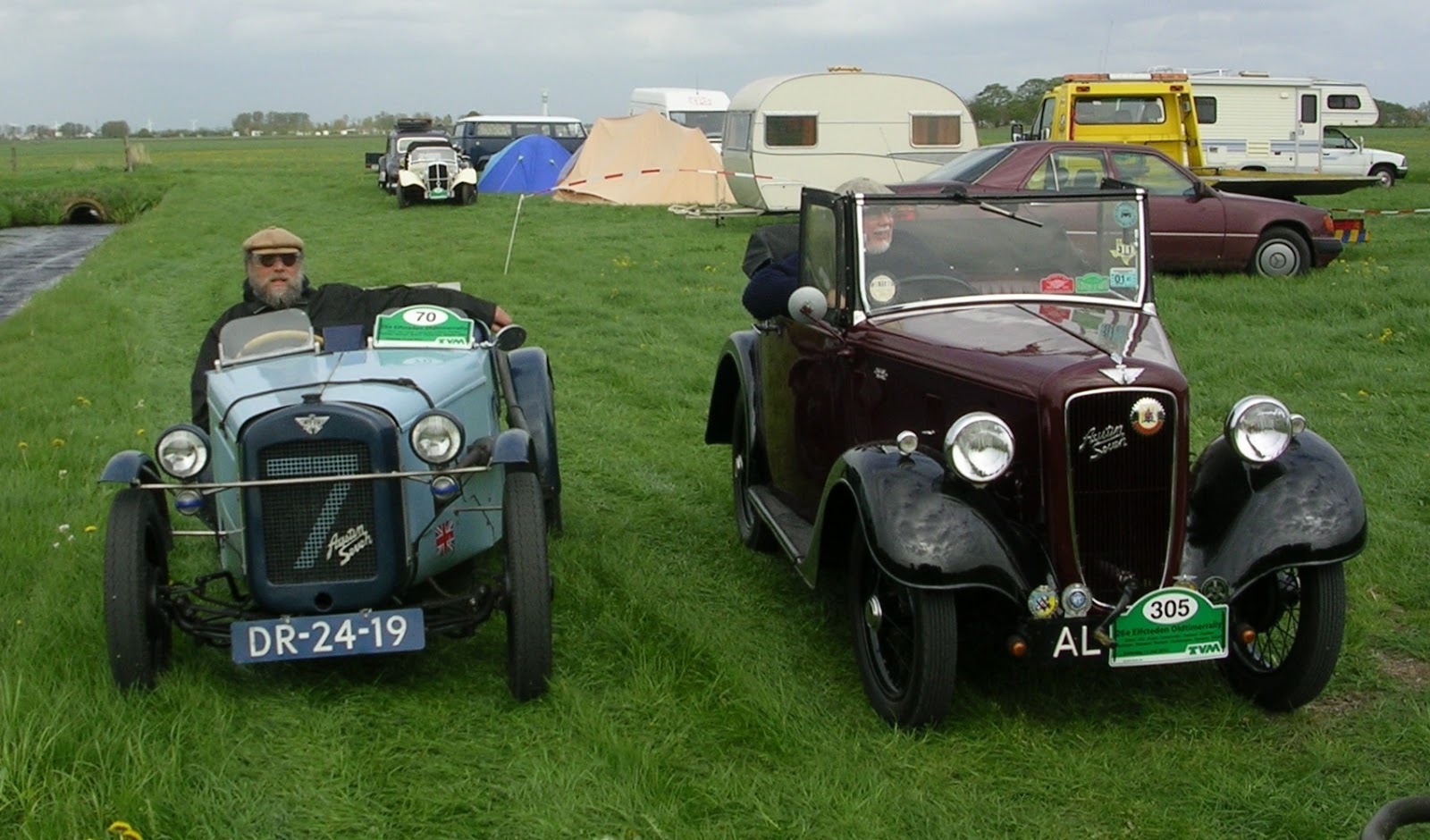 RustyDaytrips.nl: Wet and blustery Elfsteden oldtimer rally.