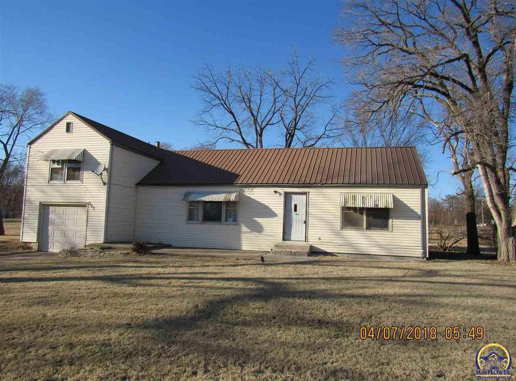 Brandy Sells Kansas Home for Sale 323 E 7th St. Lyndon, KS 66451