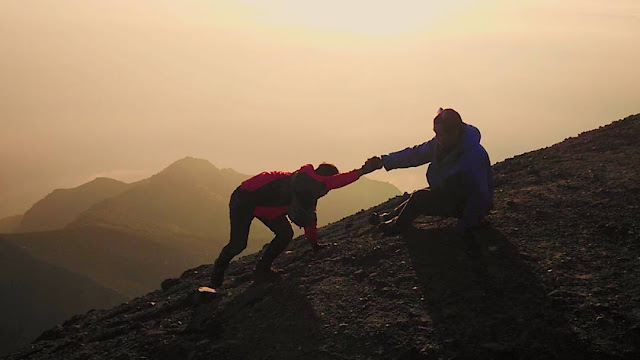pendakian gunung merapi foto pendakian gunung merapi