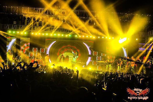 Kanika Kapoor & DJ Rink sets SHIZNAY 2016 stage to ablaze