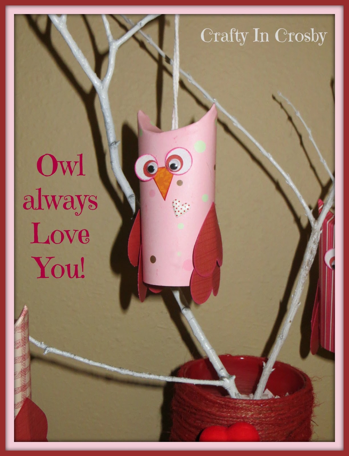 Crafty in Crosby: Valentine TP Roll Owls