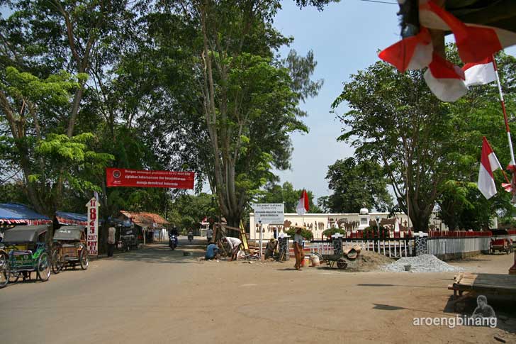 monumen kebulatan tekad rengasdengklok