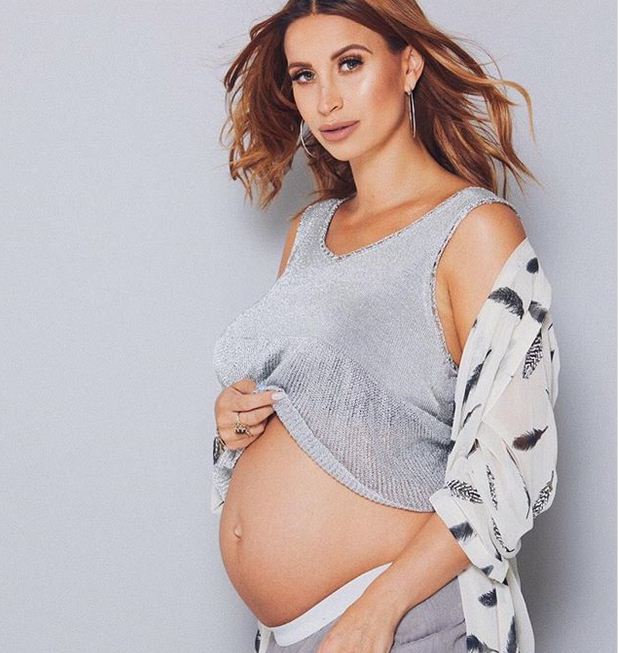 Pregnant Ferne McCann's Fans Are Convinced She Is Having A Baby Boy As...