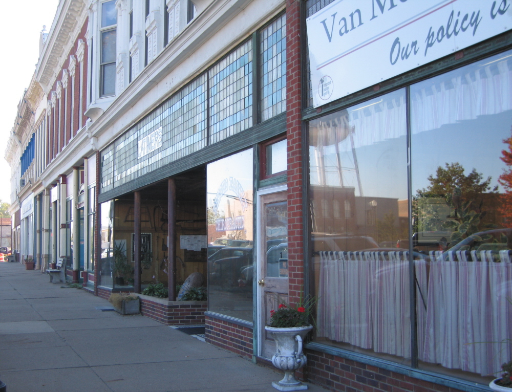 The Lucas Countyan Bloomfield in bloom