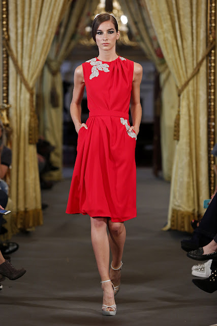 Vestido de fiesta para inviatda de Rafael Urquizar para 2017 Vestido de fiesta para inviatda de Rafael Urquizar para 2017