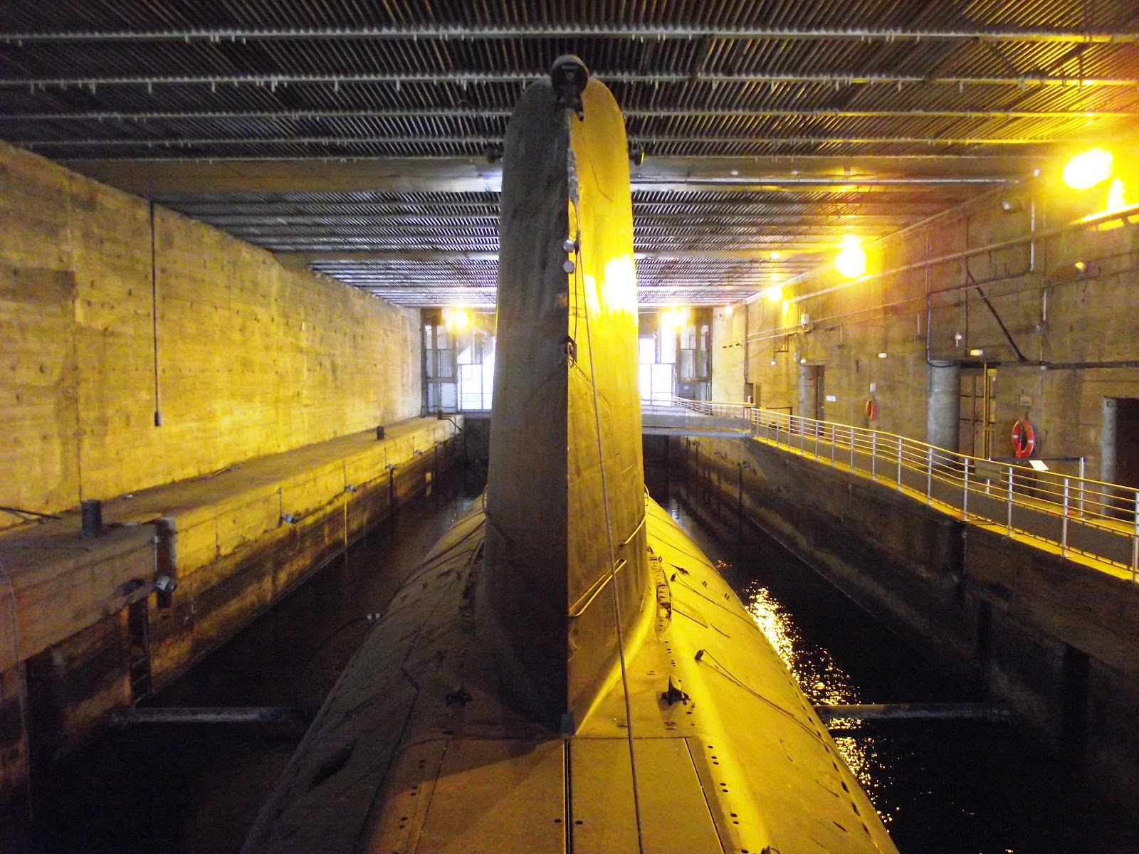 YoungManGoneWest: St Nazaire U-Boat Pens
