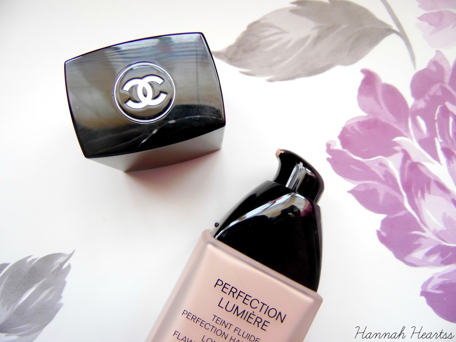 Chanel Perfection Lumière Long-Wear Flawless Fluid — Hannah Heartss