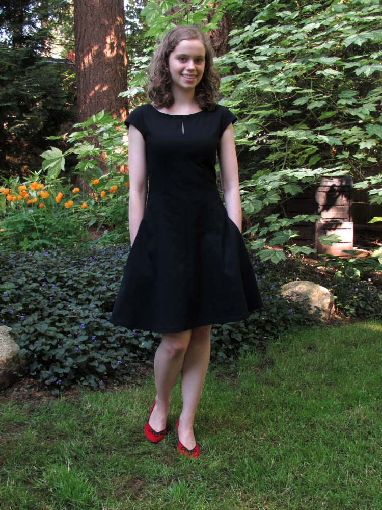 Adventures of a Young Seamstress: Completed: Sewaholic Davie Dress ...
