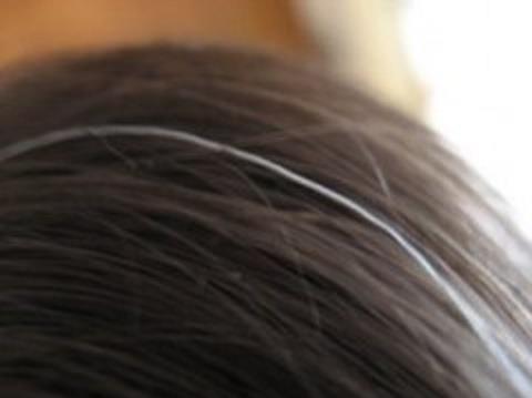 وصفة بسيطة للقضاء على شيب الشعر نهائيا 