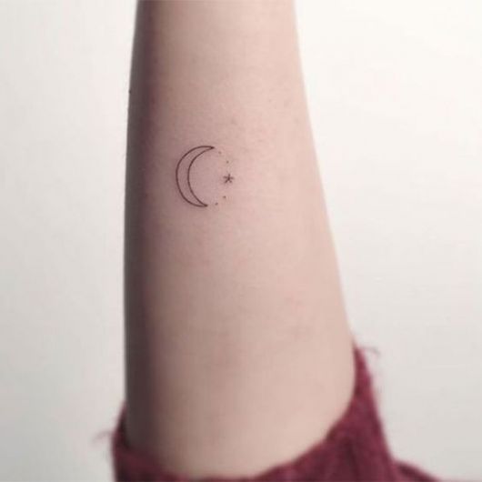 tatuagens femininas da lua tatuagens femininas da lua