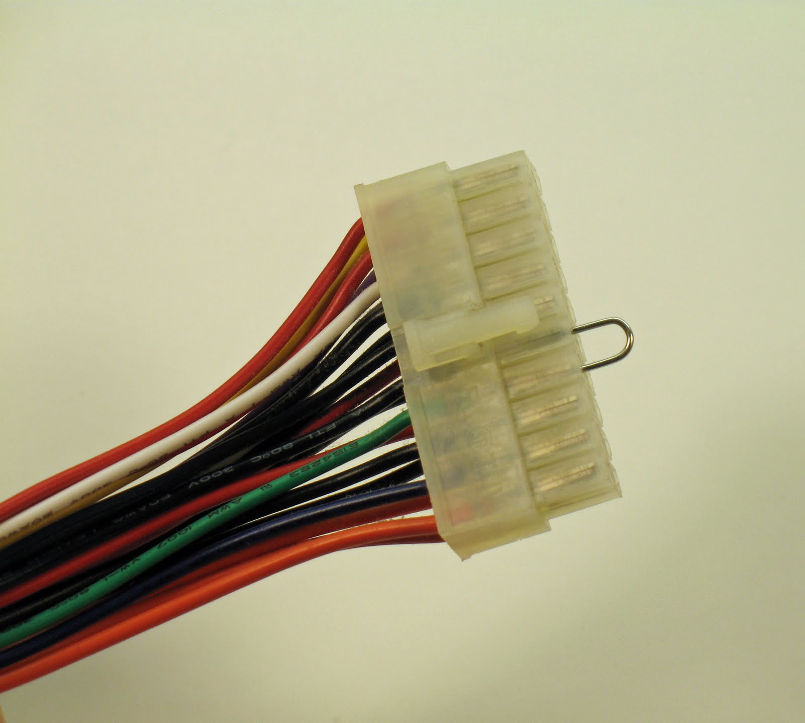 2Rail O Scale Railroading How to Convert Used PC Power Supplies for