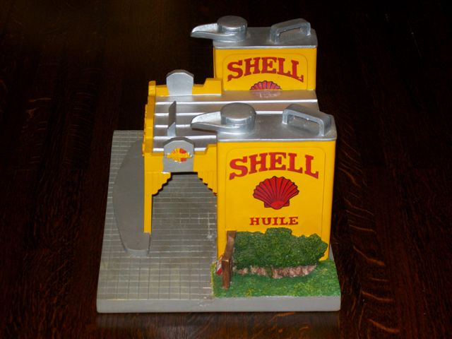 Garage de poche Hervé: Station Service Shell de Norev