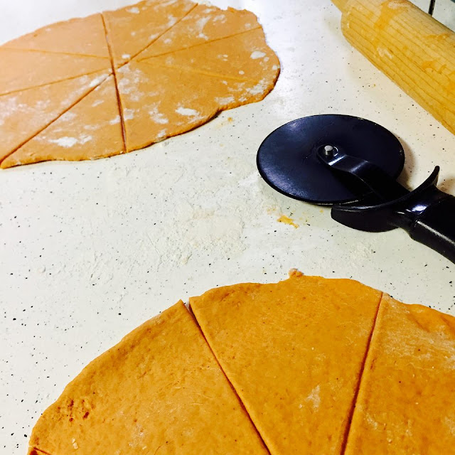 Hard to go wrong with a combination of pumpkin and crescent rolls. These crescent rolls have a hint of sweetness and fluffy texture from the pumpkin that make them addicting! 