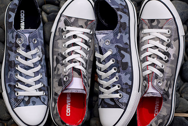 camo converse low